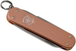 Victorinox Classic SD Alox Colours, Fresh Peach 0.6221.202G Couteau Suisse 9 Victorinox Classic SD Alox Colours, Fresh Peach 0.6221.202G Couteau Suisse -Couteausuisse Magasin VT0 6221 202G 04 victorinox