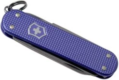 Victorinox Classic SD Alox Colours, Electric Lavender 0.6221.223G Couteau Suisse -Couteausuisse Magasin VT0 6221 223G 04 victorinox