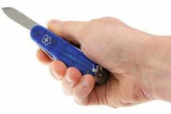 Victorinox Swisschamp Transparent Bleu 1.6795.T2 Couteau Suisse -Couteausuisse Magasin VT1 6795 T2 09 victorinox swisschamp 33 blauw transparant vt1 6795 t2 d9