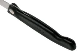 Victorinox SwissClassic Couteau à Légumes Pliant Dentelé Noir, 6.7833.FB -Couteausuisse Magasin VT6 7833 FB 05 victorinox
